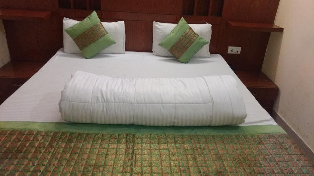Hotel Sun Village Near New Delhi Railway Station المظهر الخارجي الصورة